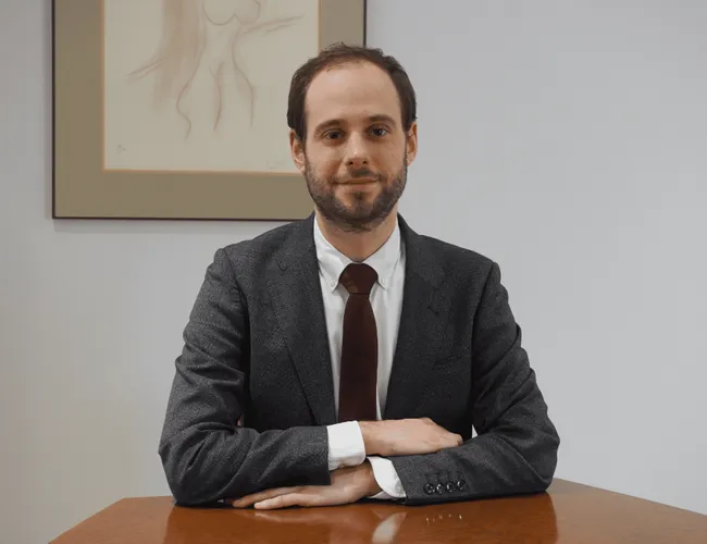 Advocat El Penalista oferint una consulta legal per videotrucada